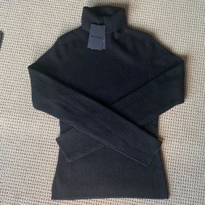 NEVER WORN NAADAM cashmere ribbed turtleneck sweater